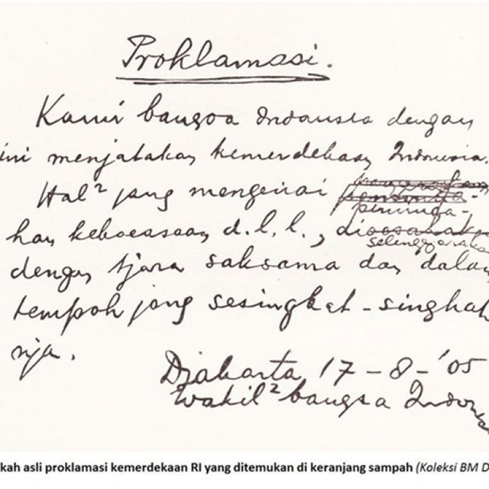 Ternyata Teks Proklamasi Berbeda Antara Diketik dan Ditulis Oleh Ir. Soekarno