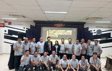 Foto Bersama PT SM